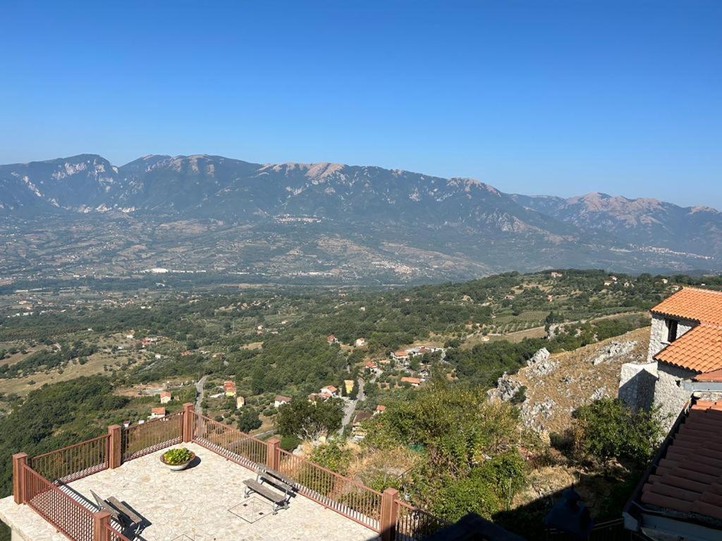 فيلا Il Borgo Dei Normanni Colliano المظهر الخارجي الصورة